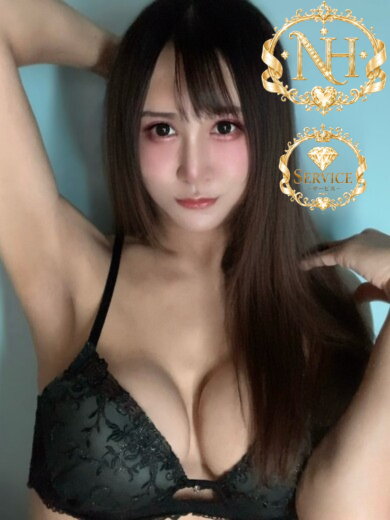 愛野とも美(25)